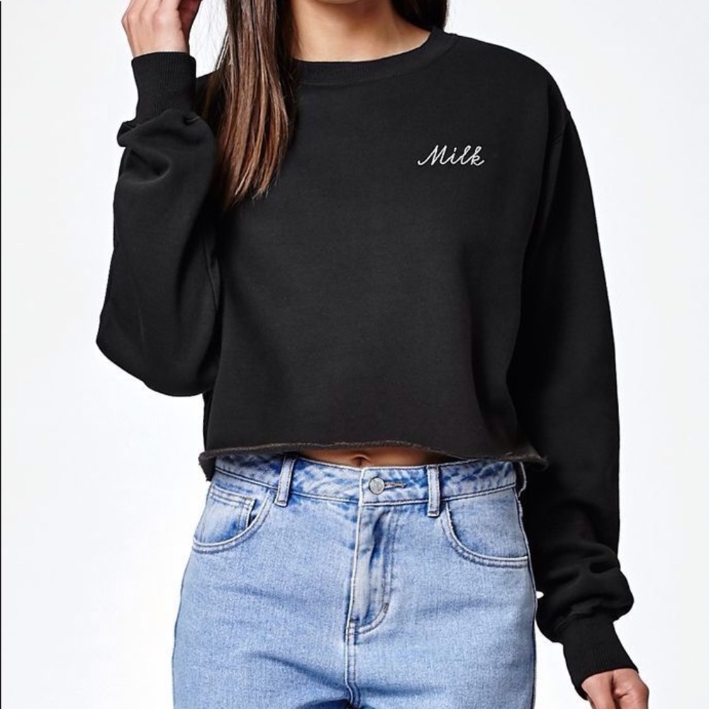 Brandy Melville cropped crewneck sweater